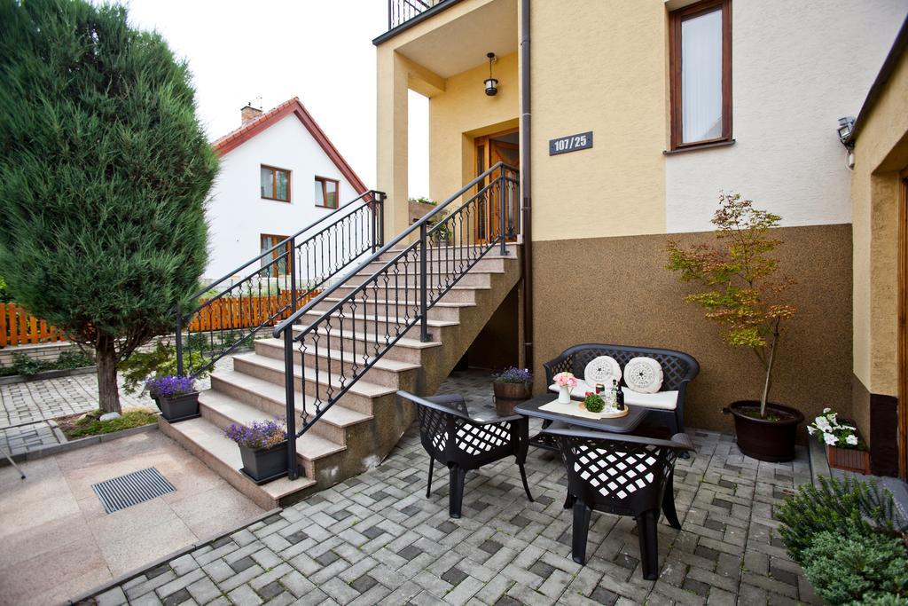 Pension Paldus Prague Exterior photo